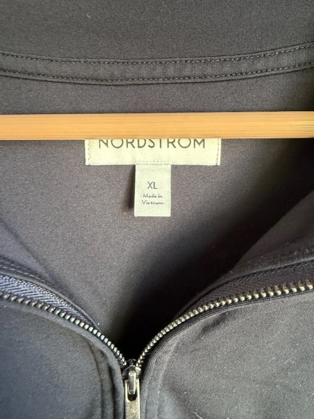 NORDSTROM MENS QUARTER ZIP BLACK (XL)